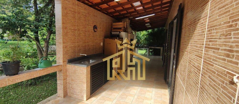 Chácara à venda com 3 quartos, 250m² - Foto 13