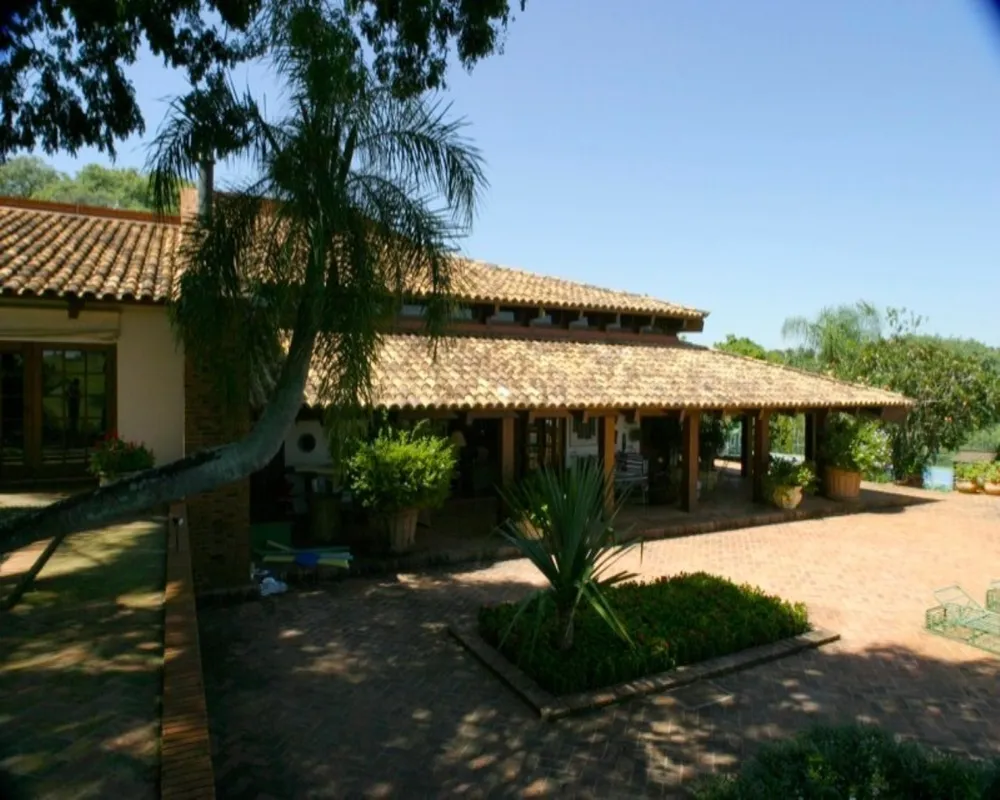 Sítio, 6 quartos, 23 m² - Foto 2