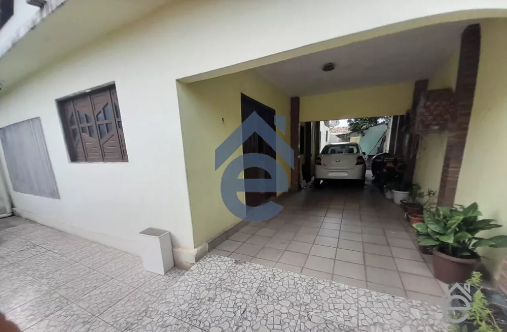 Casa, 5 quartos, 132 m² - Foto 1