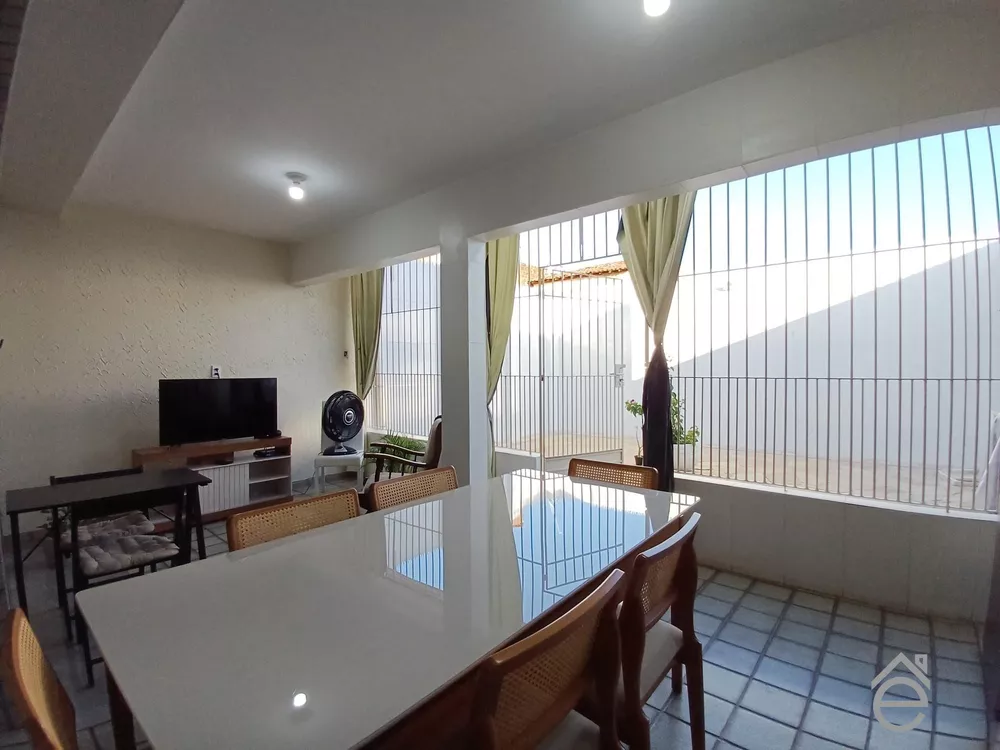 Casa, 1 quarto, 372 m² - Foto 2