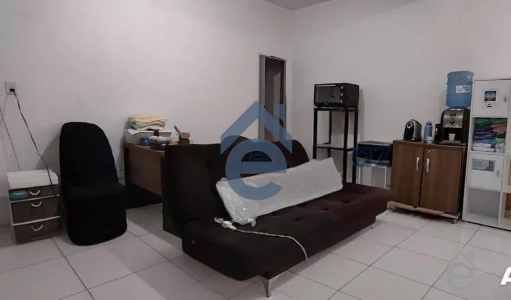 Casa, 4 quartos, 180 m² - Foto 1