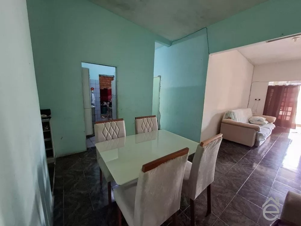 Casa, 8 quartos, 281 m² - Foto 1