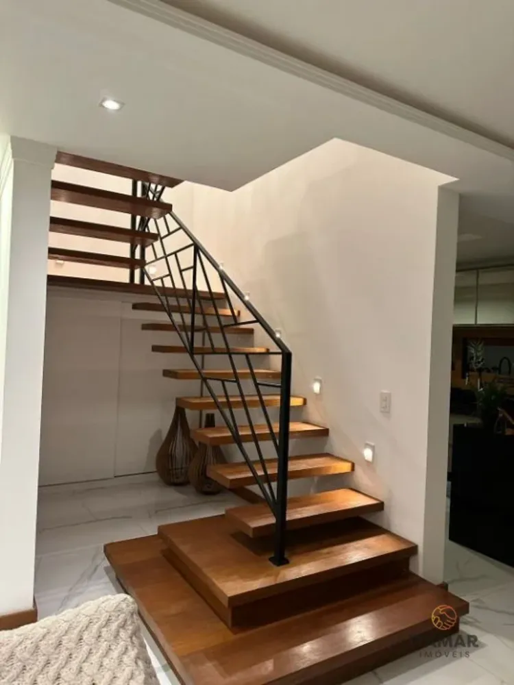 Casa, 3 quartos, 270 m² - Foto 4
