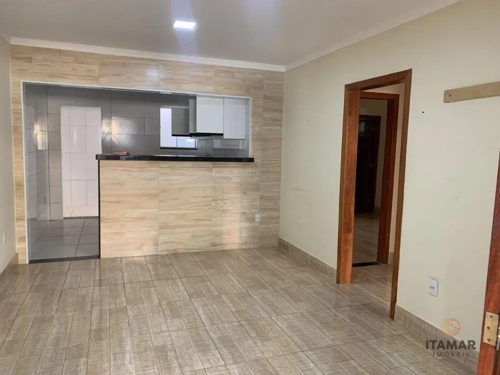 Casa, 2 quartos, 200 m² - Foto 2