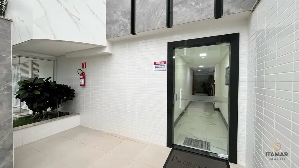 Apartamento, 2 quartos, 77 m² - Foto 1
