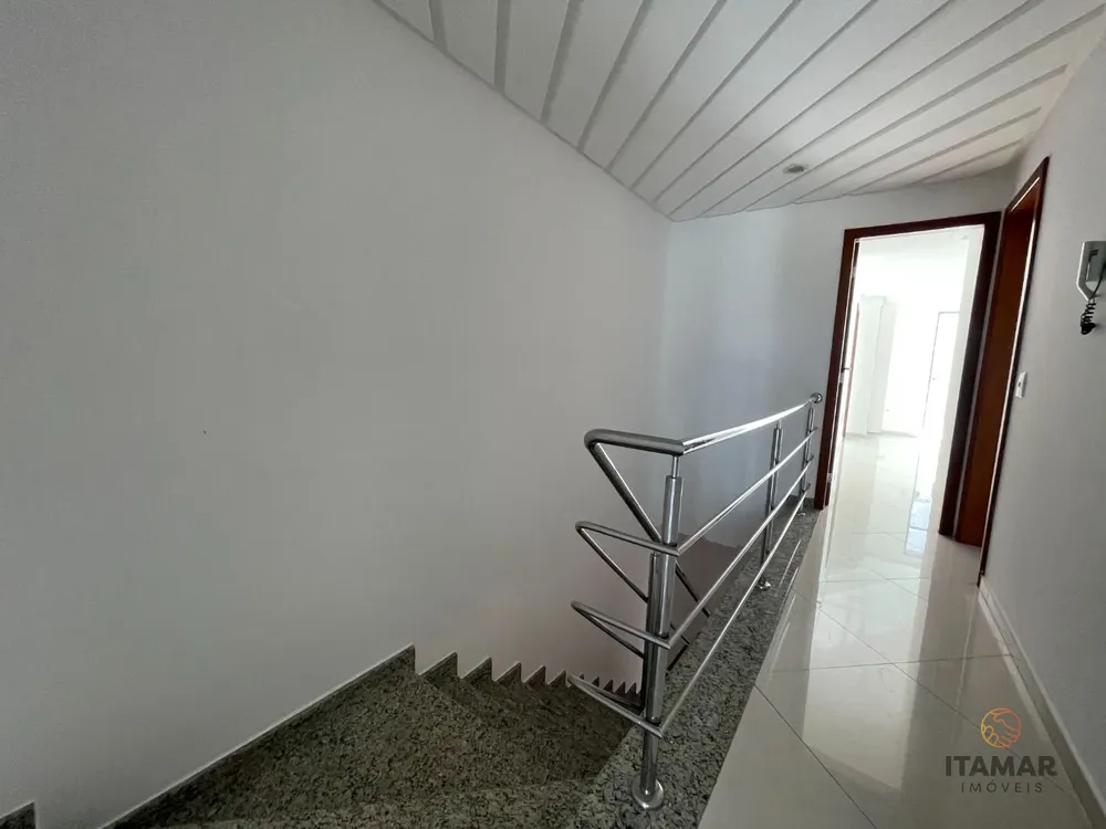 Casa, 3 quartos, 200 m² - Foto 1