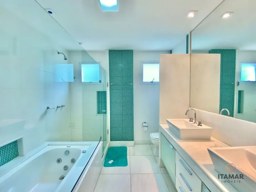 Cobertura, 4 quartos, 250 m² - Foto 1