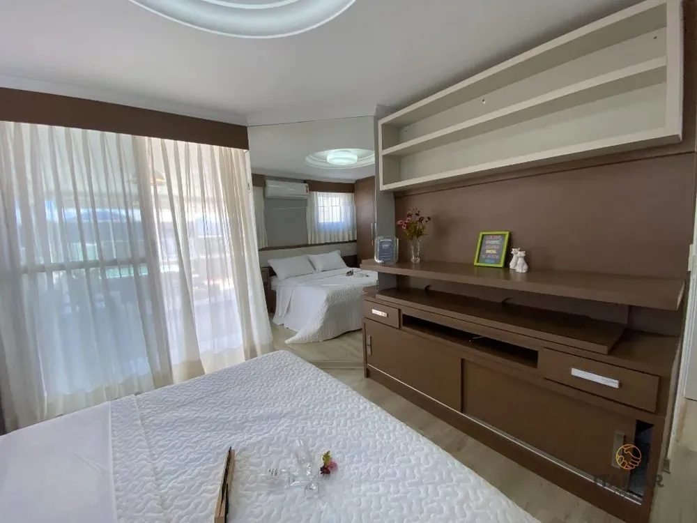 Cobertura, 3 quartos, 187 m² - Foto 3