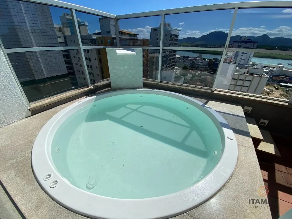 Cobertura, 3 quartos, 187 m² - Foto 2