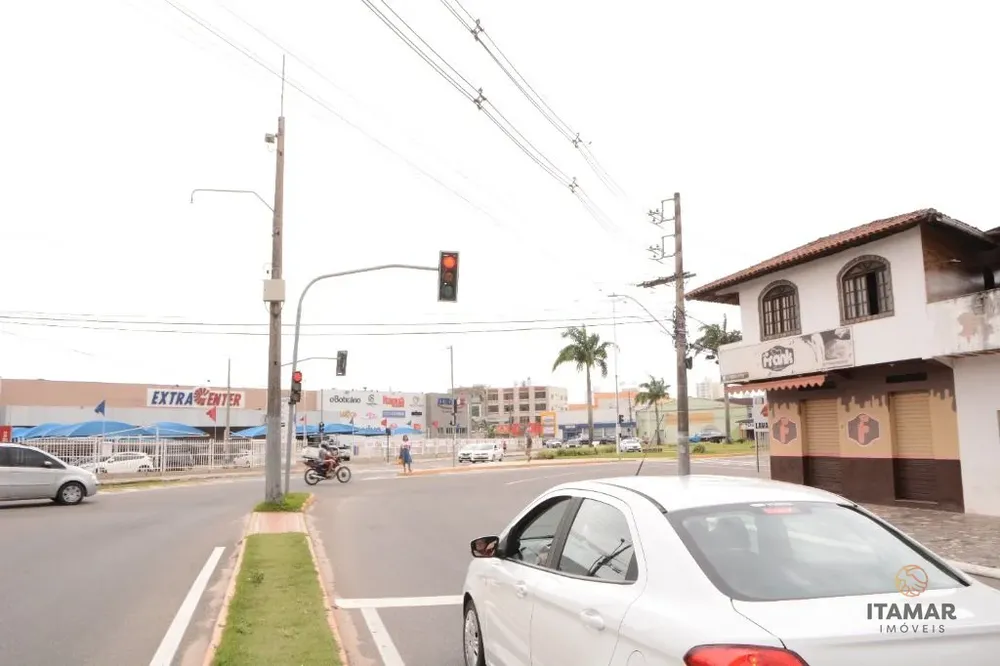 Loja-Salão, 200 m² - Foto 1