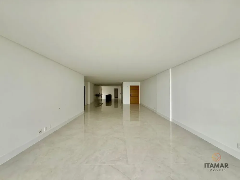 Apartamento, 4 quartos, 320 m² - Foto 1