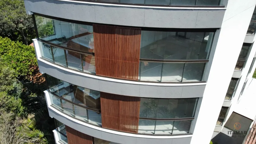 Apartamento, 3 quartos, 135 m² - Foto 2
