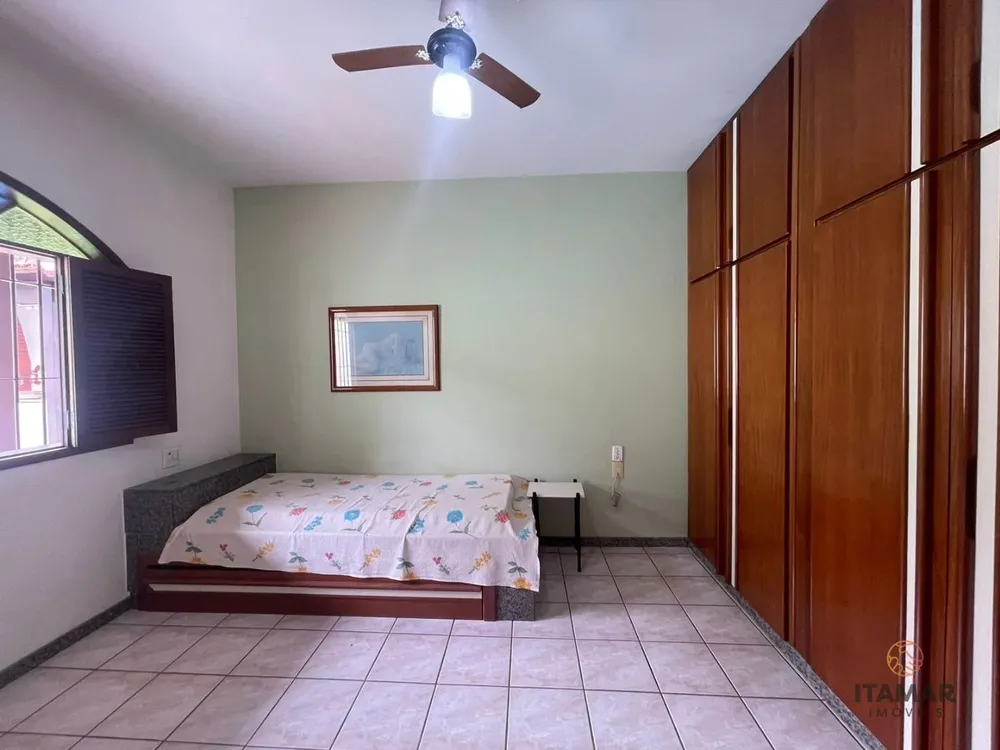 Casa, 3 quartos, 330 m² - Foto 2