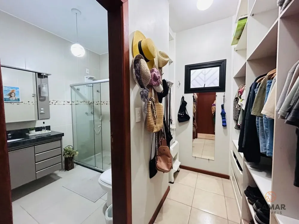 Casa, 5 quartos, 270 m² - Foto 2