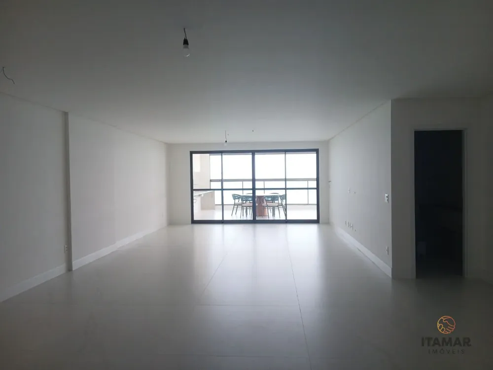 Apartamento, 4 quartos, 320 m² - Foto 1