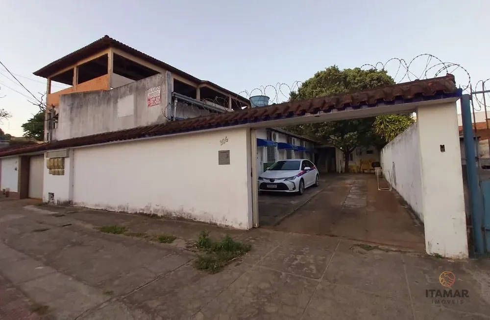 Casa, 10 quartos, 350 m² - Foto 1