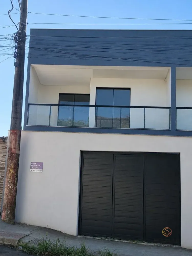 Casa, 3 quartos, 136 m² - Foto 1