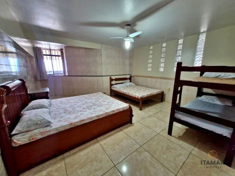 Casa, 2 quartos, 200 m² - Foto 2
