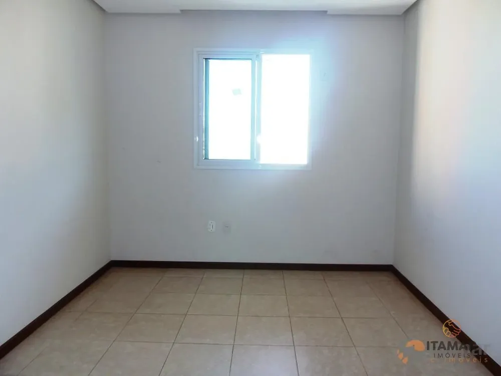 Apartamento, 3 quartos, 110 m² - Foto 2