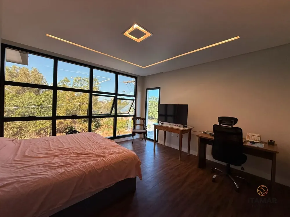Casa, 4 quartos, 320 m² - Foto 3