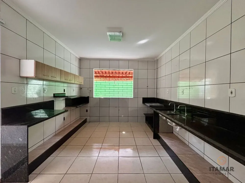 Casa, 5 quartos, 298 m² - Foto 2