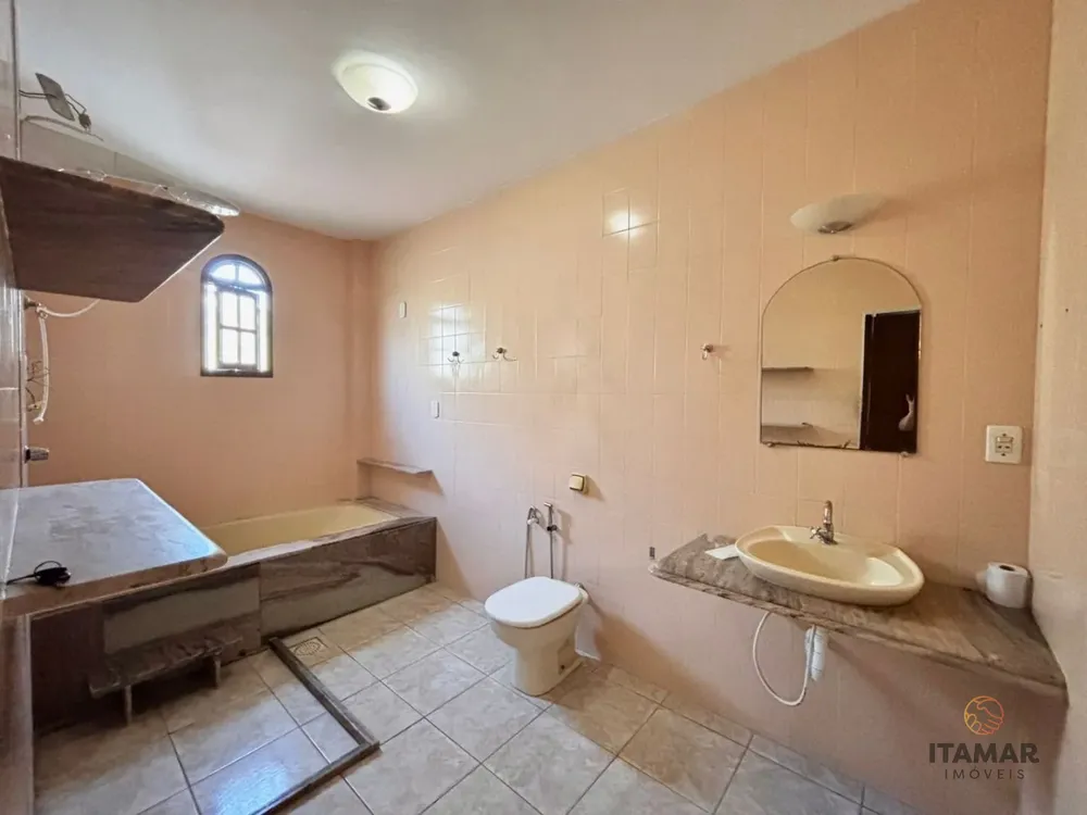 Casa, 5 quartos, 298 m² - Foto 3