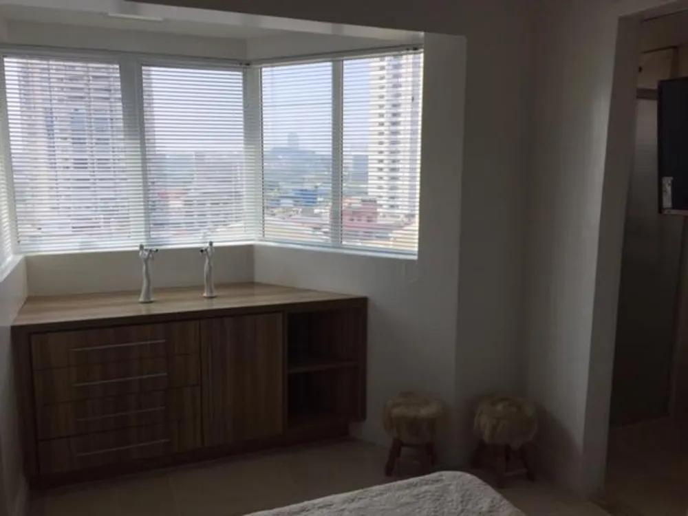 Apartamento, 3 quartos, 121 m² - Foto 2