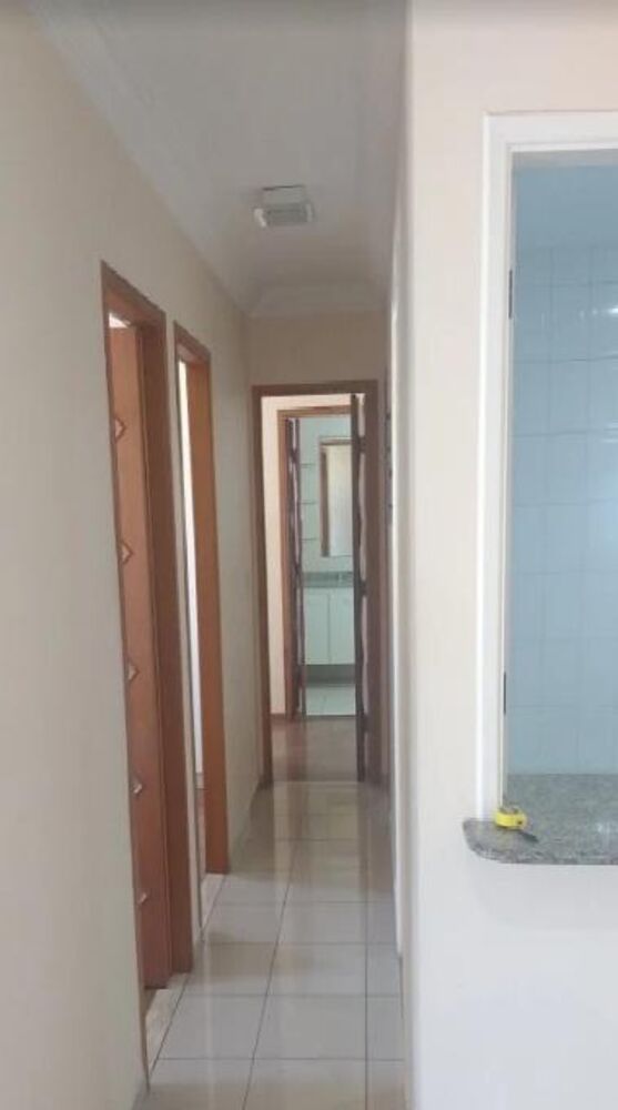Apartamento à venda com 2 quartos, 65m² - Foto 1