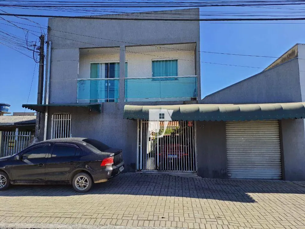 Casa, 3 quartos, 240 m² - Foto 1
