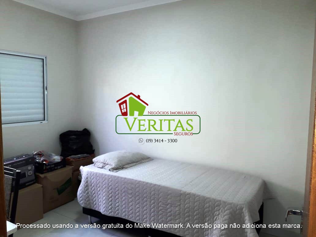 Casa à venda com 3 quartos, 75m² - Foto 1