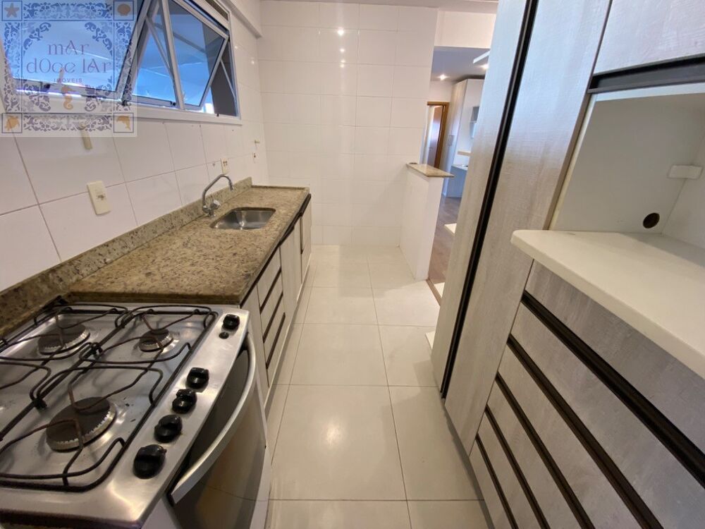 Apartamento à venda com 2 quartos, 80m² - Foto 2