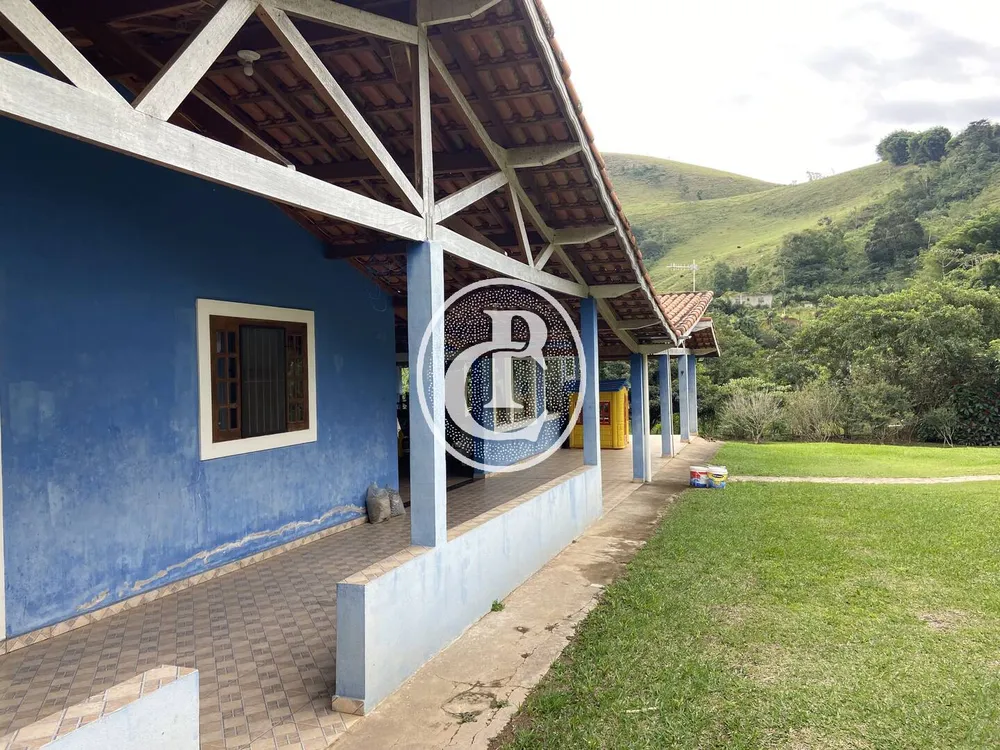 Chácara, 3 quartos, 3000 m² - Foto 1