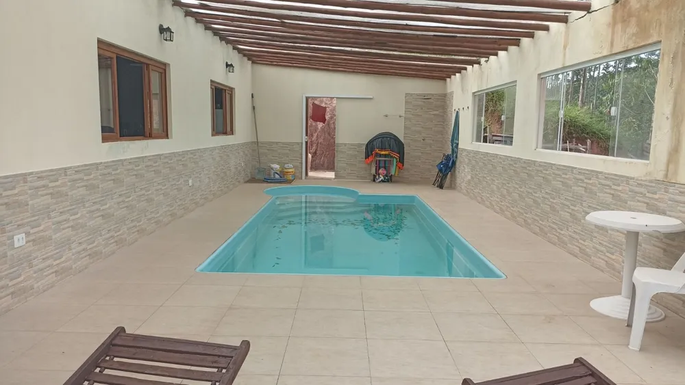 Chácara, 4 quartos, 200 m² - Foto 1