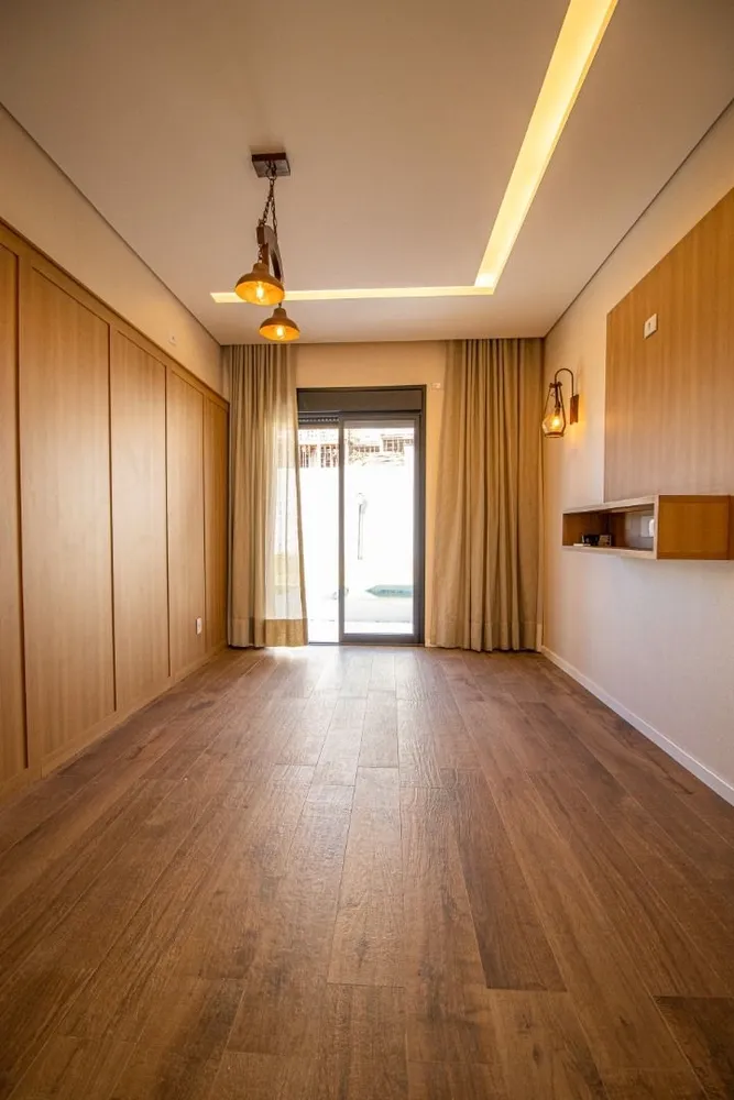 Casa, 4 quartos, 337 m² - Foto 2