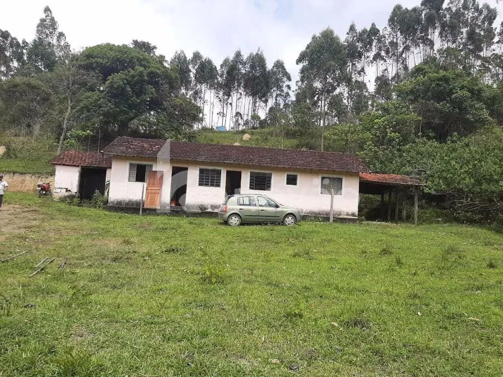 Fazenda, 600 m² - Foto 1