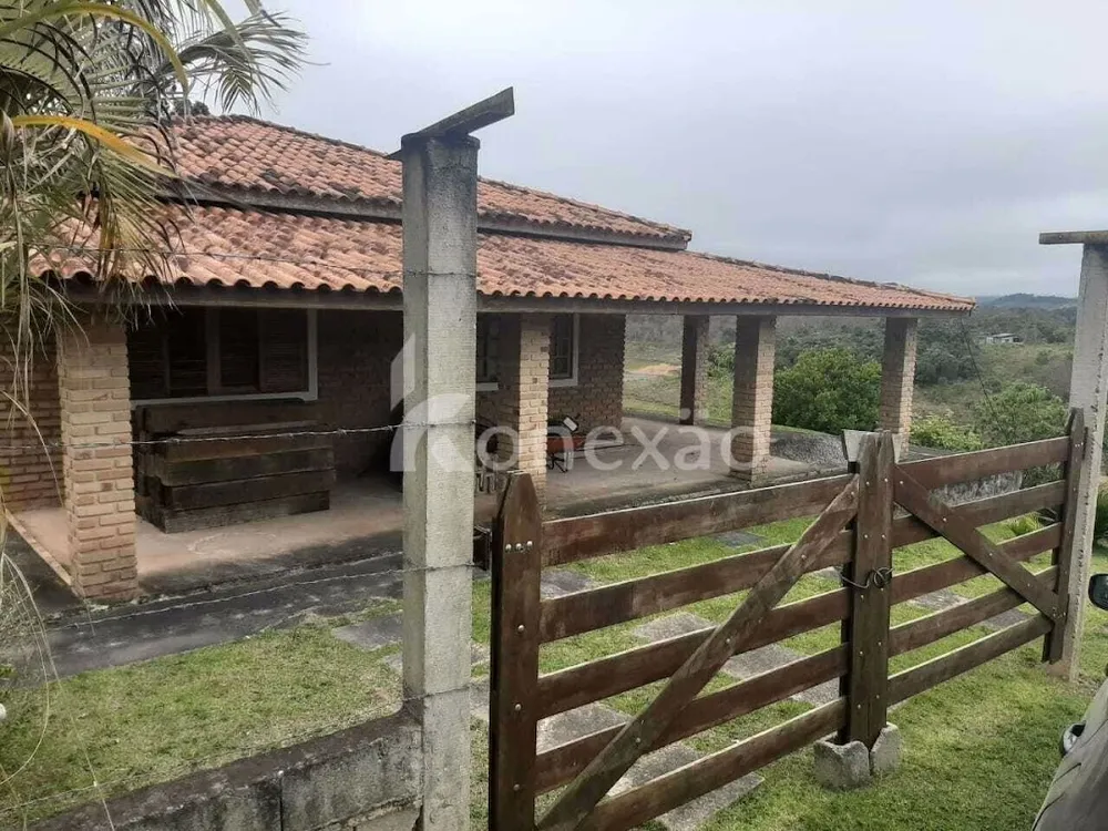Chácara, 2 quartos, 200 m² - Foto 1