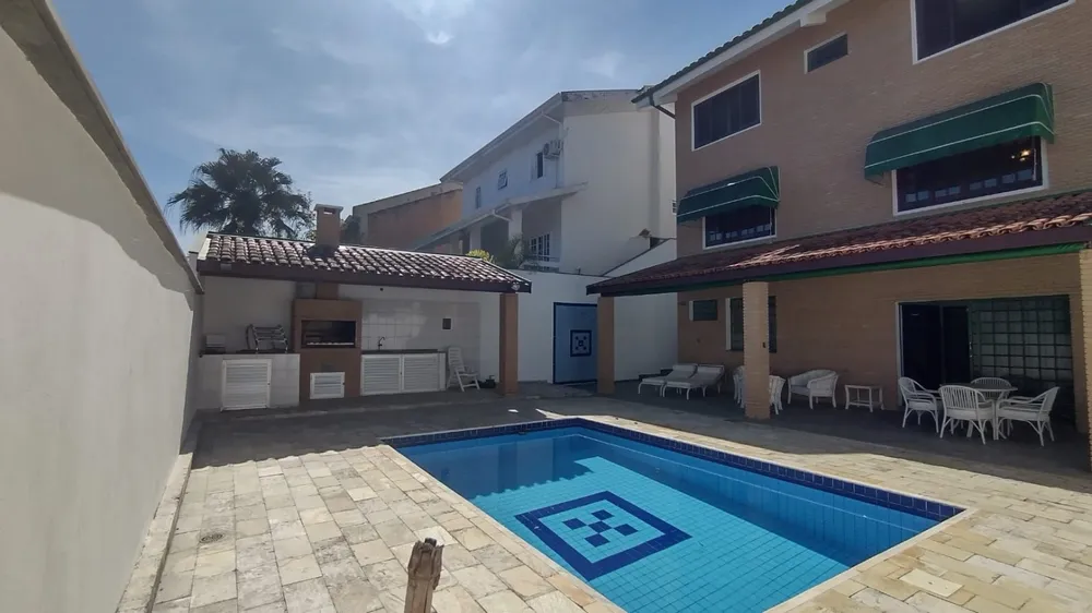 Sobrado, 4 quartos, 387 m² - Foto 2