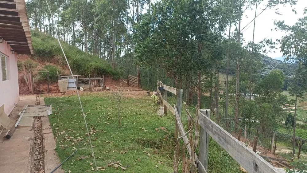 Chácara, 4 quartos, 500 m² - Foto 1