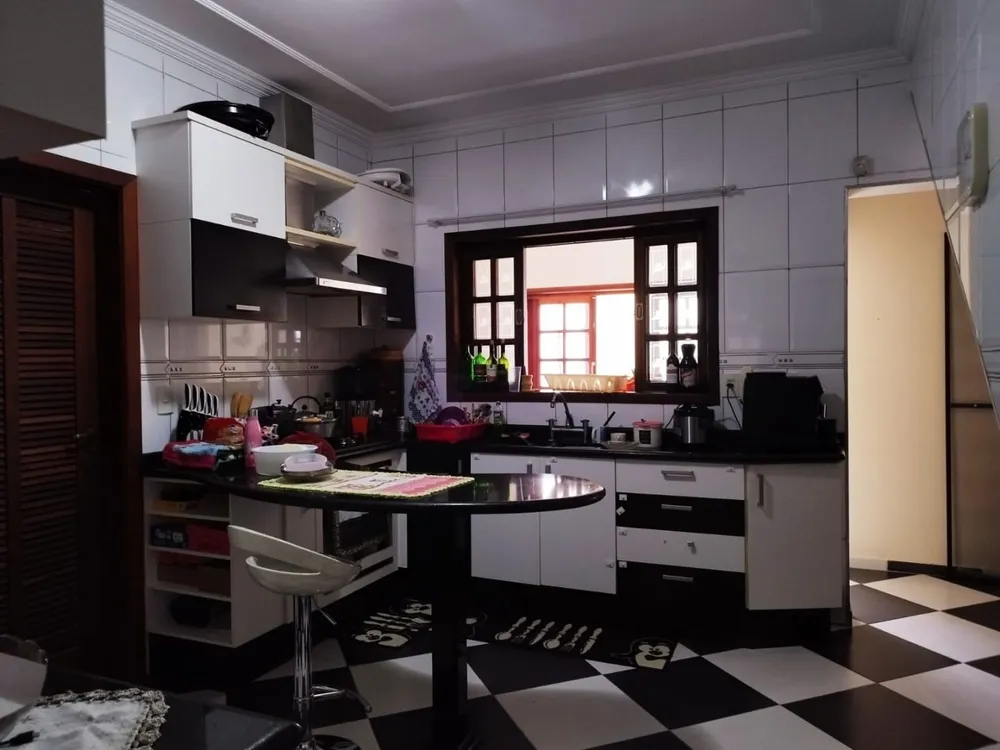 Sobrado, 3 quartos, 250 m² - Foto 8