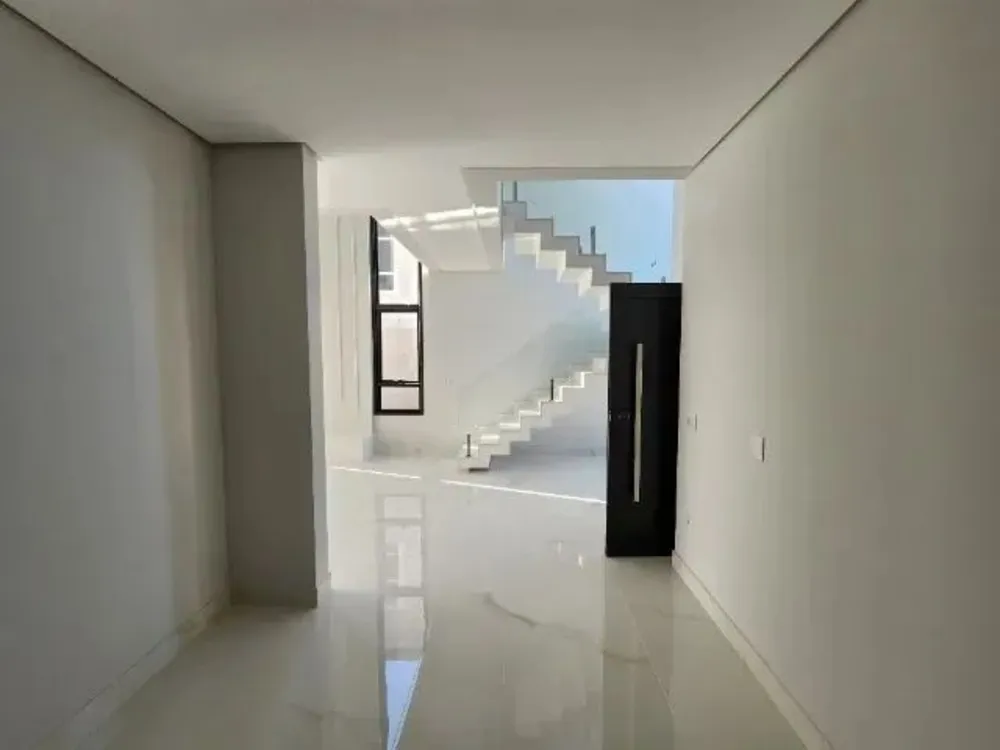 Casa, 4 quartos, 280 m² - Foto 4