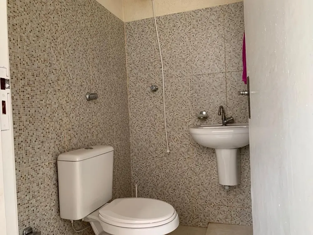 Casa, 4 quartos, 244 m² - Foto 2