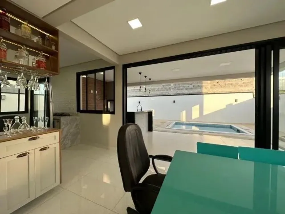 Sobrado, 4 quartos, 273 m² - Foto 2