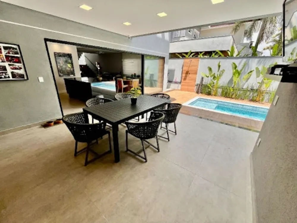 Casa, 4 quartos, 215 m² - Foto 3