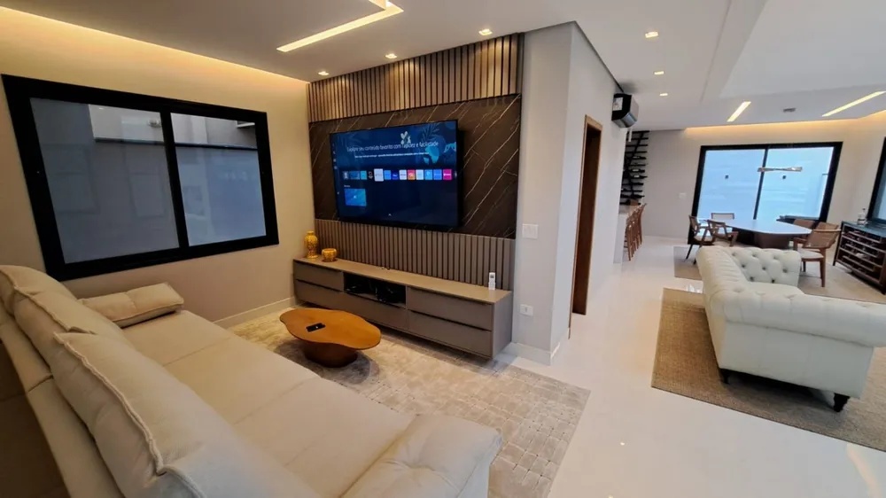 Sobrado, 4 quartos, 269 m² - Foto 1