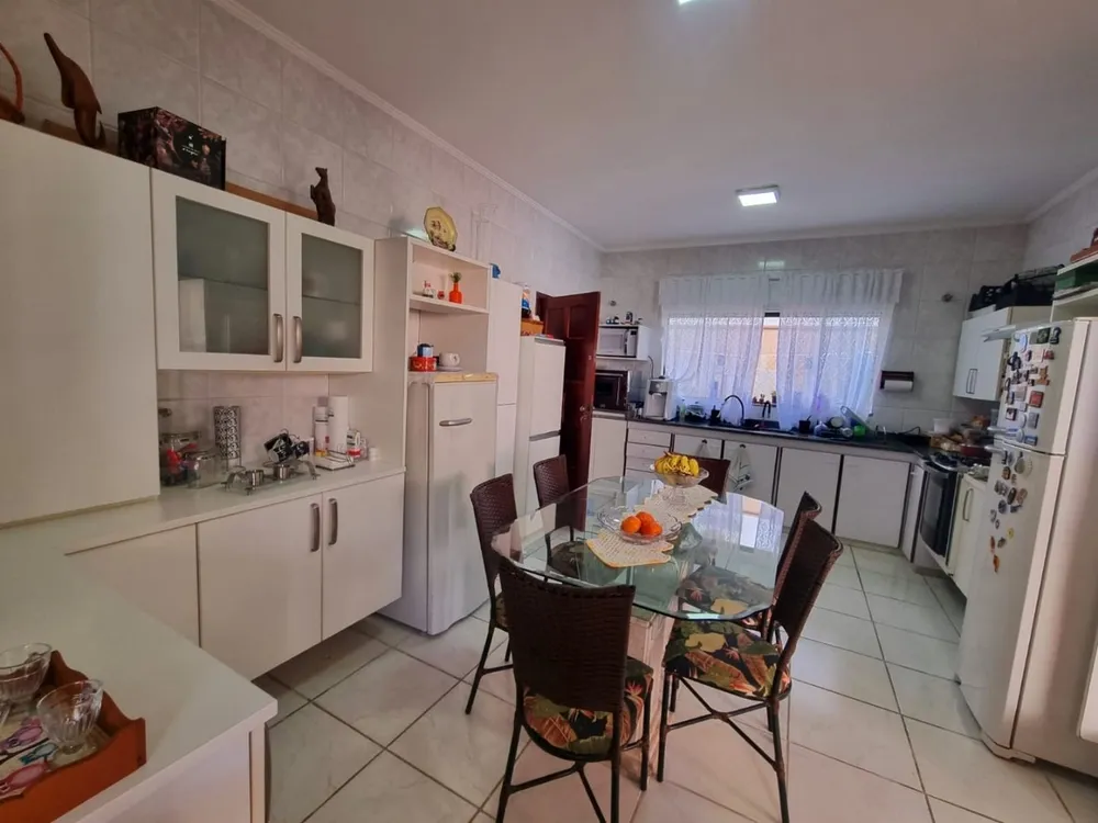 Casa, 4 quartos, 278 m² - Foto 11