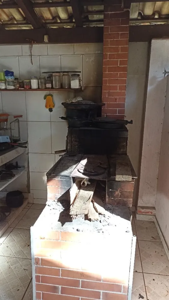 Chácara, 3 quartos, 200 m² - Foto 2