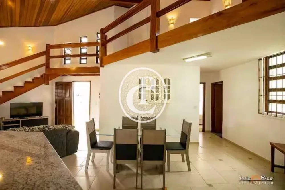 Casa, 5 quartos, 203 m² - Foto 4