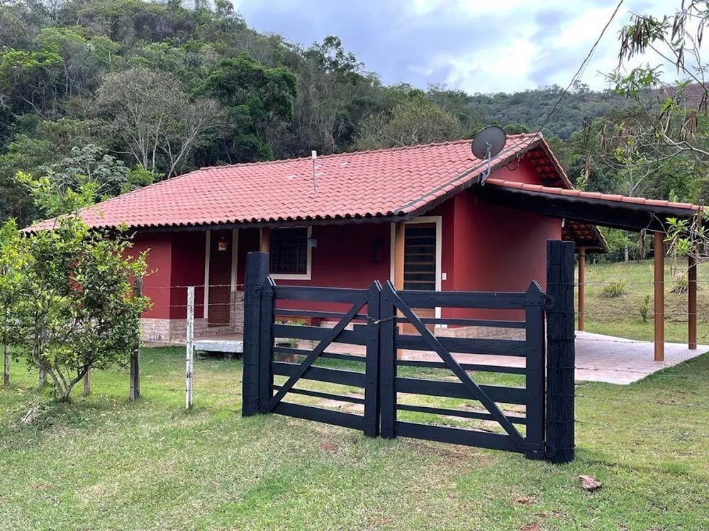 Sítio, 3 quartos, 266 m² - Foto 2