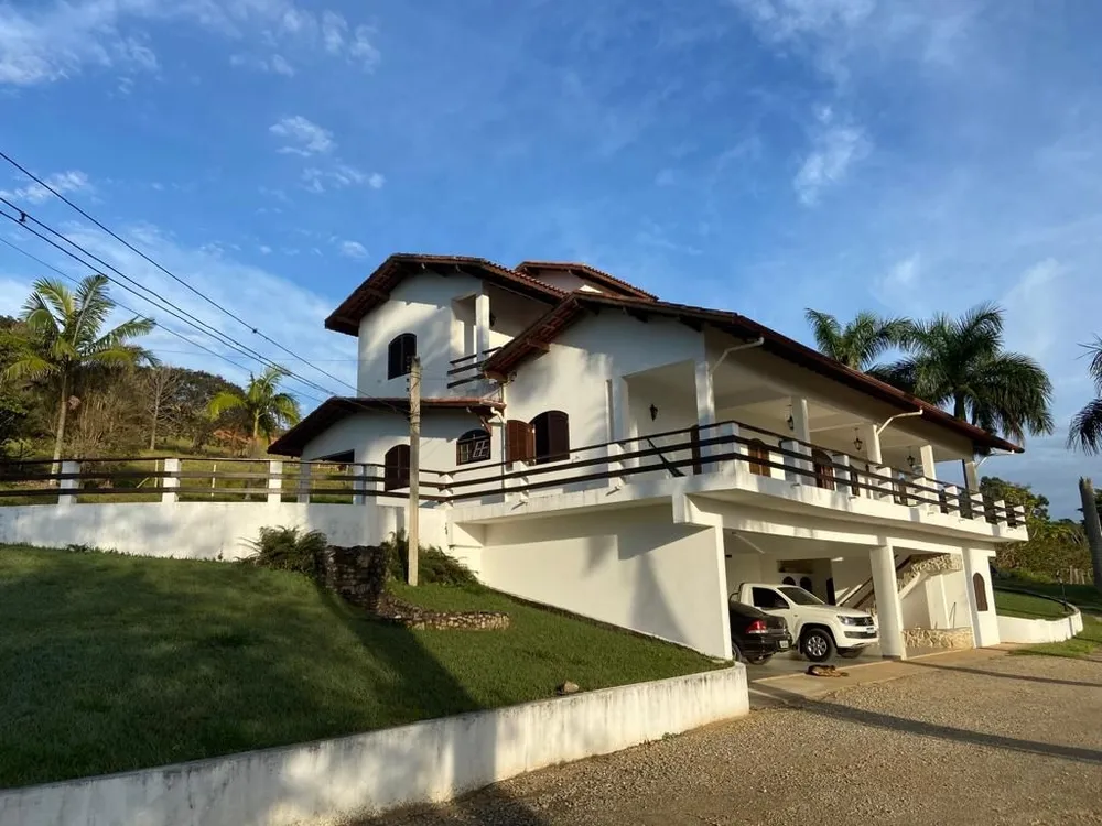Chácara, 5 quartos, 450 m² - Foto 1