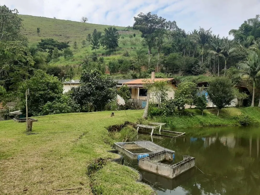 Sítio, 3 quartos, 250 m² - Foto 1